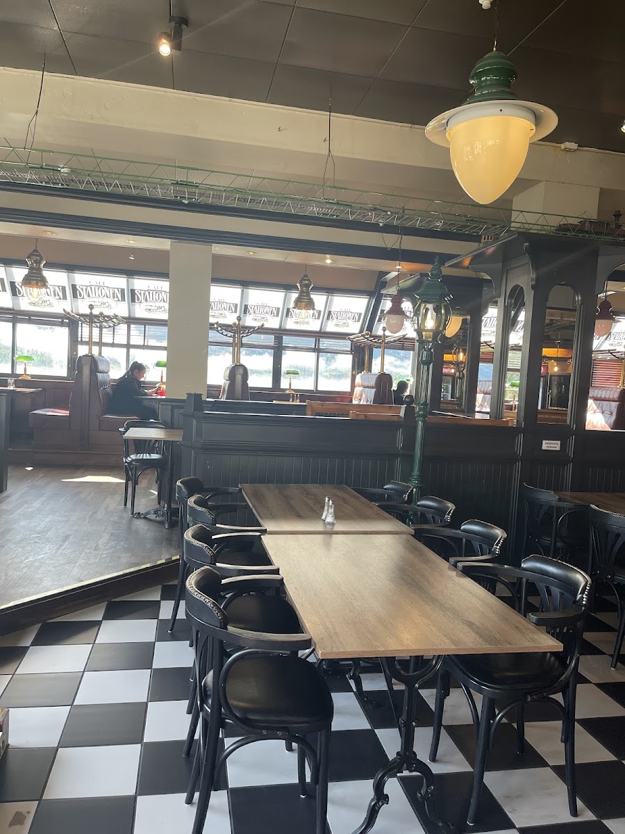 Cafè Stationen Photos 2